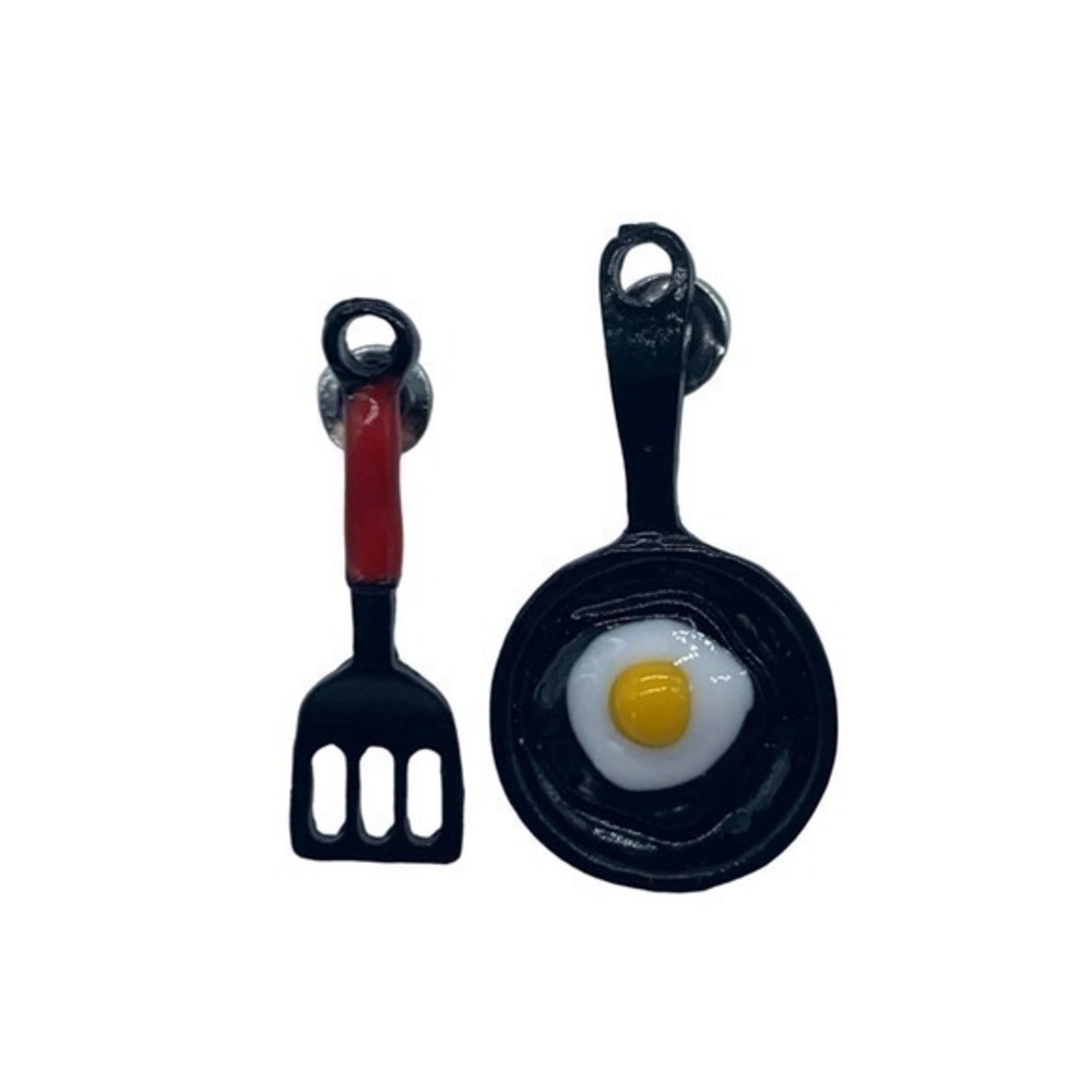 NEW fashion earrings fried egg in pan & spoon